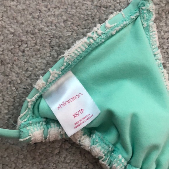 xhilaration bathing suit top daisy patterned - Picture 5 of 5